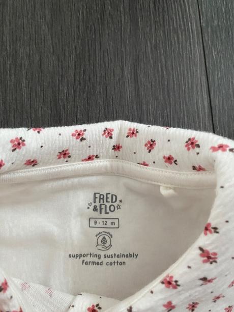 Dievčenský komplet velk.80, f&f,80