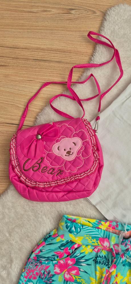 Set kraťasy a tielko pre dievča + kabelka zdarma, 140