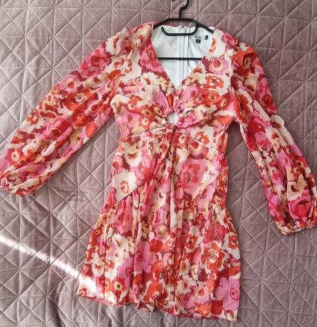 Dámske šaty veľ.s, s