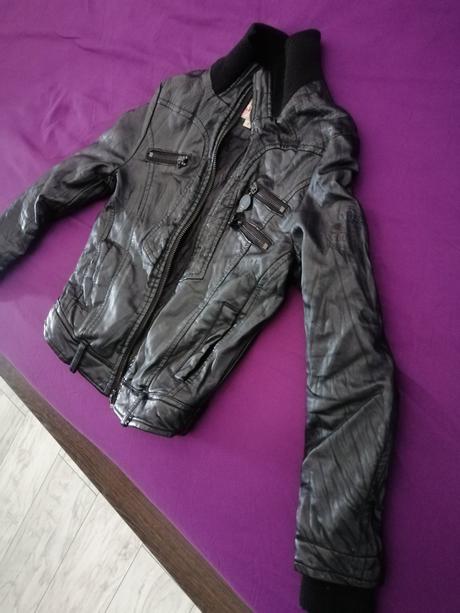 Koženková bunda, 128