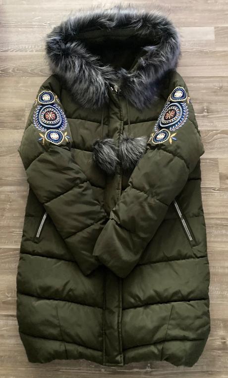 Oteplená krásna zimná bunda s prešivanim na rukáve, xl