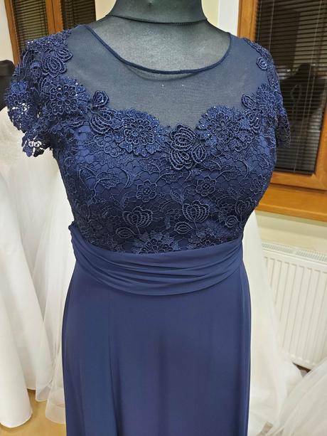 Spoločenské šaty vo veľkosti xl, xl