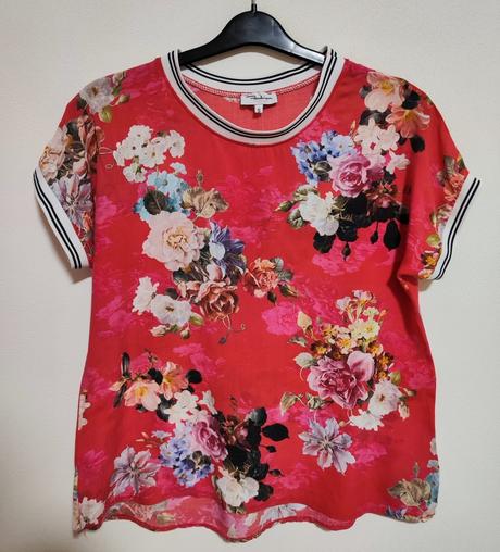 Ľahučký kvietkovaný top, s