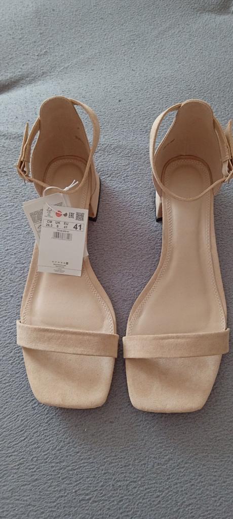 Sandalky 26,5cm, reserved,40