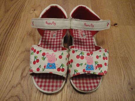 Peppa pig sandalky s ceresnickami, 25