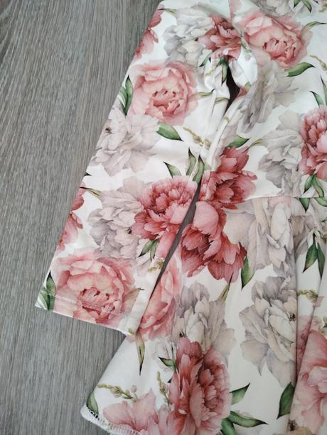 Šaty slávnostné, 110