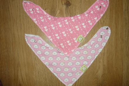 Kvalitné slintáčiky , podbradníky,