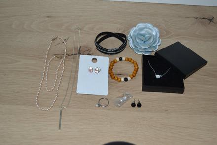 Bižutérne šperky 3 sady balené po 11 ks/7e, 