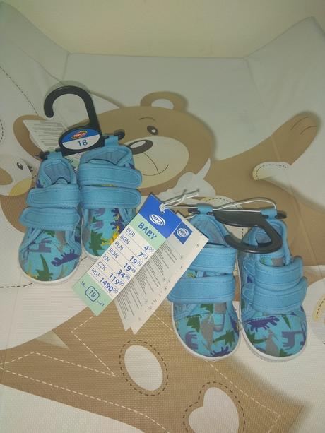 Topánočky, topánky cena za obe, 18