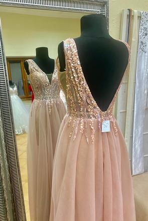 Spoločenské šaty vo veľkosti s/m, xs