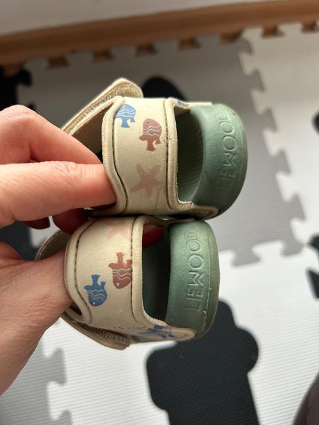 Sandalky zn. liewood, 24