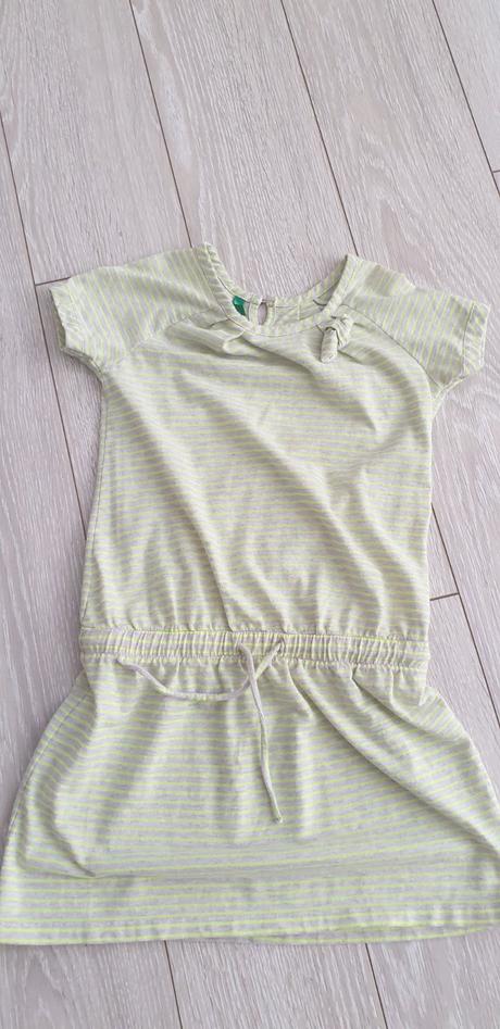 Šatky, benetton,128