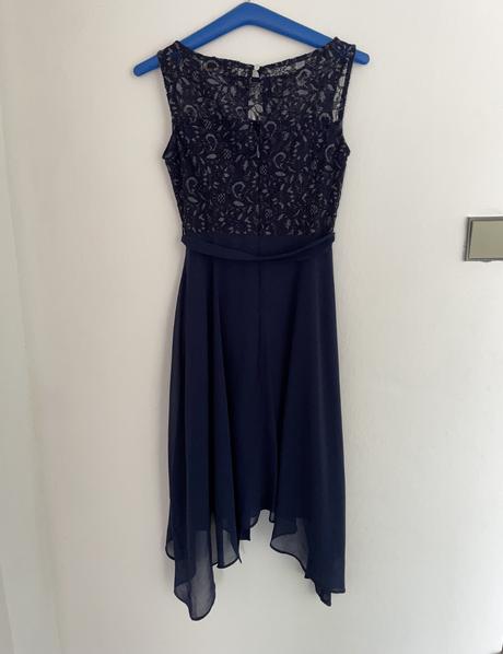 Elegantné slávnostné šaty veľ. s, 36