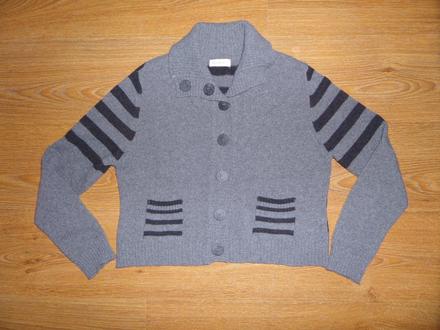 Sveter s pásikmi, m