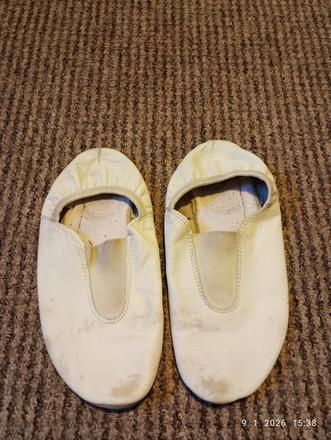 Tanečné cvičky biele, 36