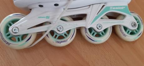 Kolieskové korčule + chrániče, zealot,40