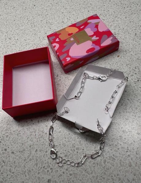 Set 2 náramkov v darčekovom balení, avon