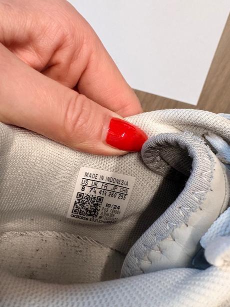 Predam adidas tenisky, adidas,41