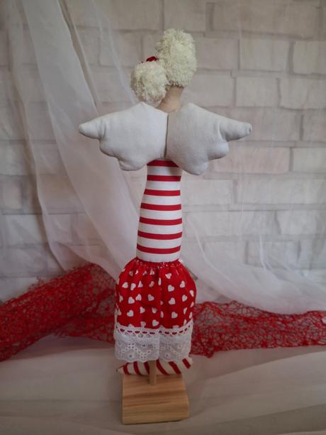 Dekorácia anjelka srdiečko valentín,