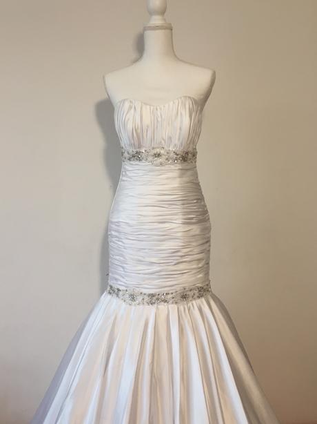 Spoločenské biele šaty morská panna zn.jasmine, 36 / 38 / 40