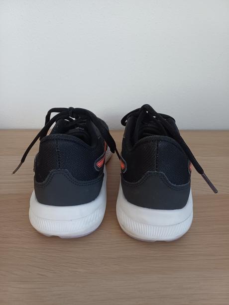 Tenisky asics, asics,35