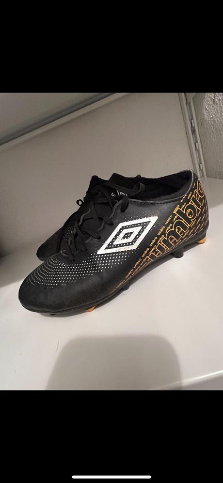 Kopačky umbro, 33