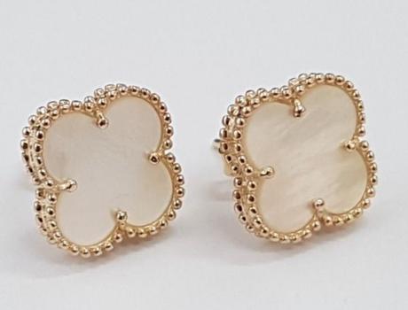 Zlaté náušnice, 