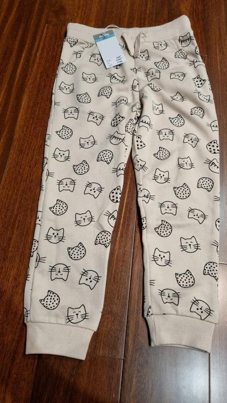 Tepláky nové,s mačičkami hello kitty, sinsay,116