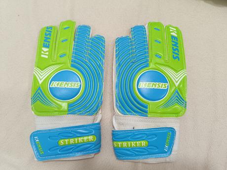 Brankárske rukavice kensis, 