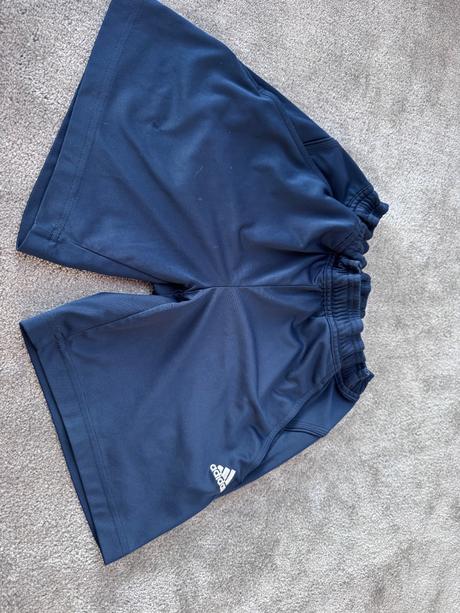 Futbalové trenírky 140, adidas,140