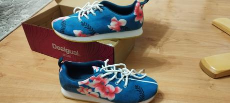 Tenisky zn.desigual. velkost 37, desigual,37
