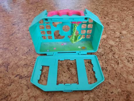 Polly pocket domček, 