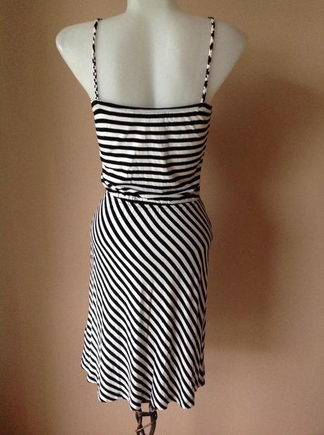 Trickovinove saty, lindex,xs