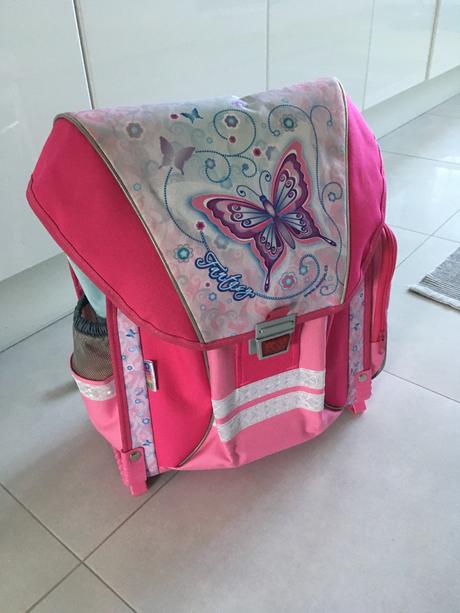 Aktovka s motýľom, 