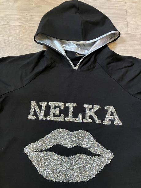 Saty pre nelku 10-13 rokov, original usite, cierne, 146