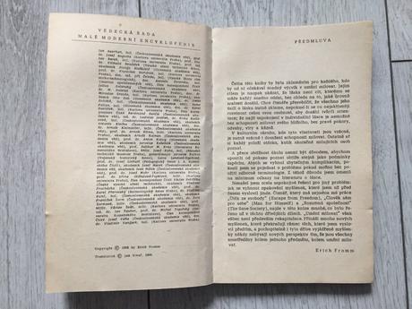 Kniha umení milovat 1967,