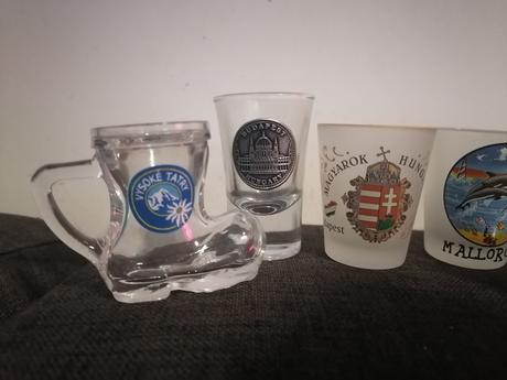 Zbierka 30 ks štamperlikov z celého sveta,