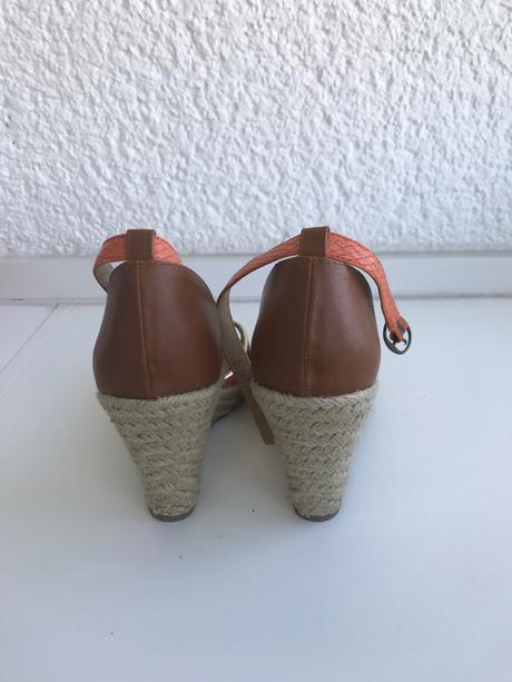 Krasne kozene sandalky, next,39