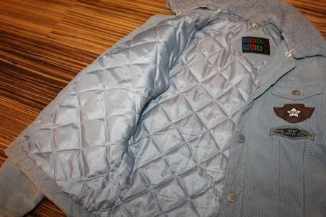 Menčestrová bunda one one v. s, s