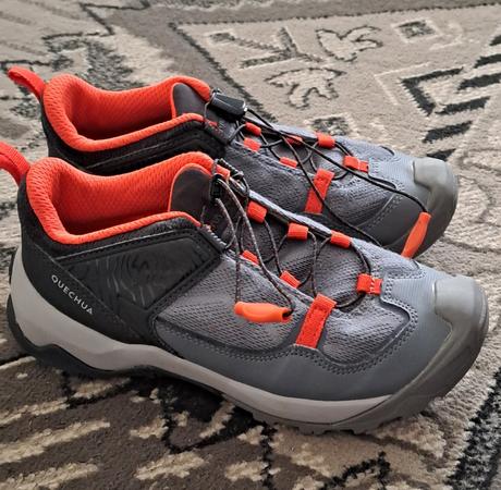 Turisticke topanky, 35