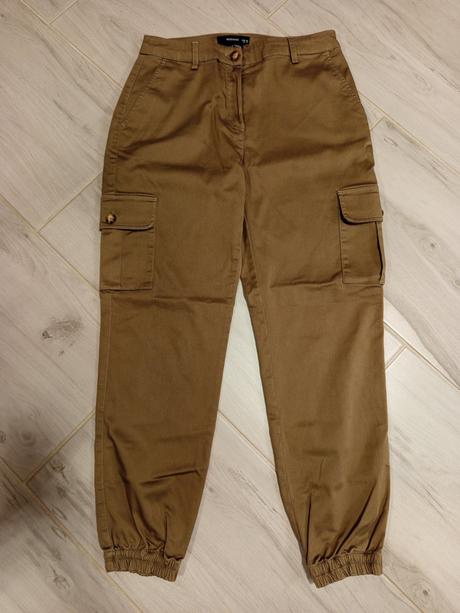 Športové nohavice, reserved,38