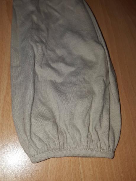 Bezovy top s volanom, benetton,38