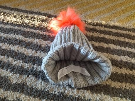 Čiapka s brmbolcom 146/158, primark,146