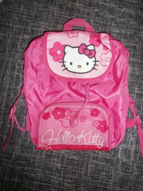 Ruksak hello kitty, 