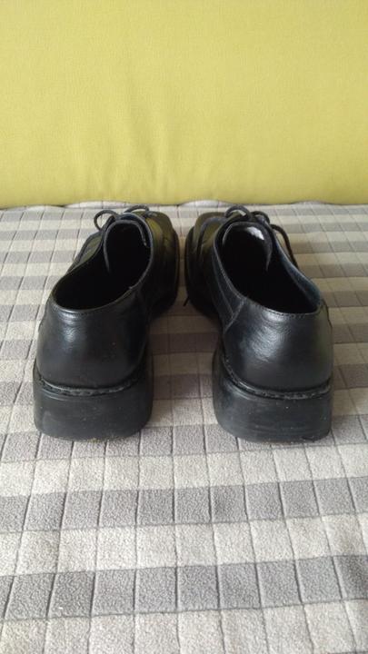 Kožené poltopánky, 40