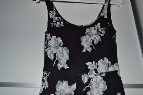 Kvietkované šaty aeropostale, aeropostale,s