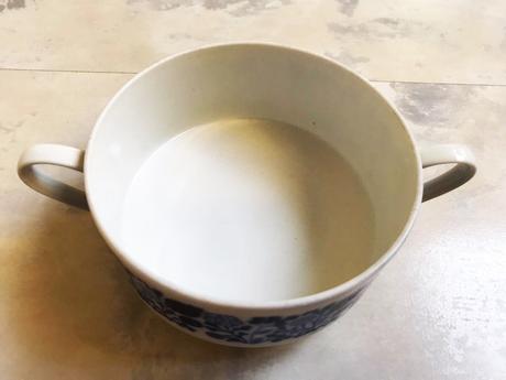 Starožitná miska s uškami,