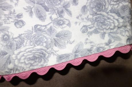 Krajkové šortky, 110