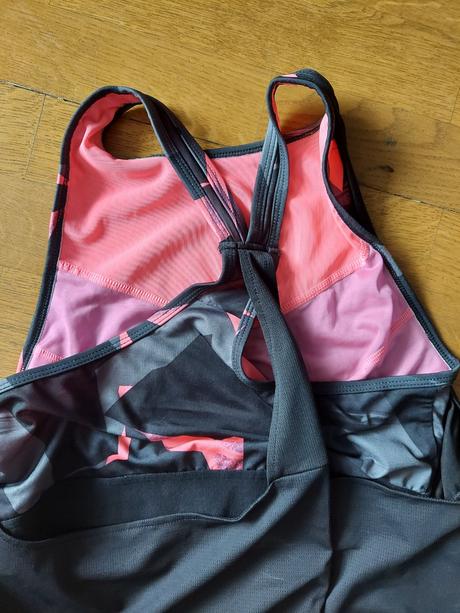 Bežecké oblečenie, m