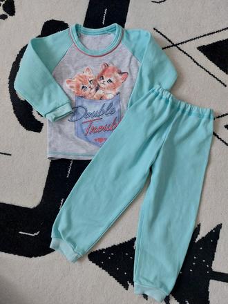 Slovenske pyzamko, 92